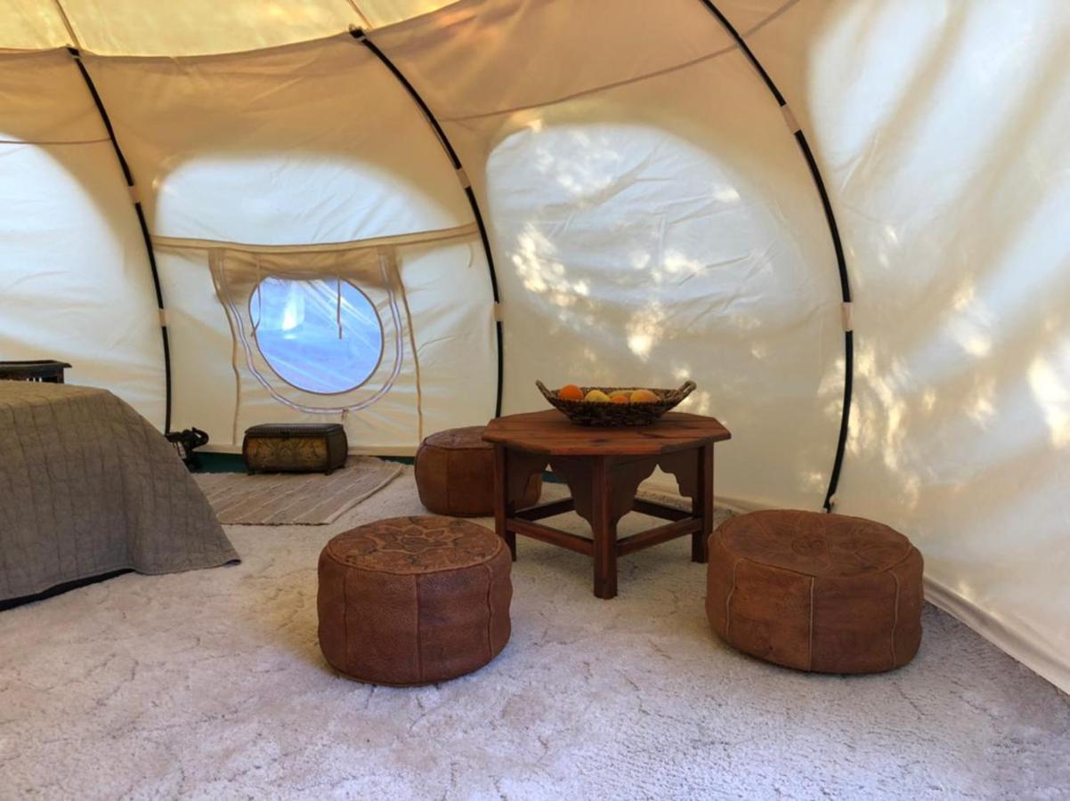 Vinsan Glamping & Wellness Centre Hotel Eleousa Екстериор снимка