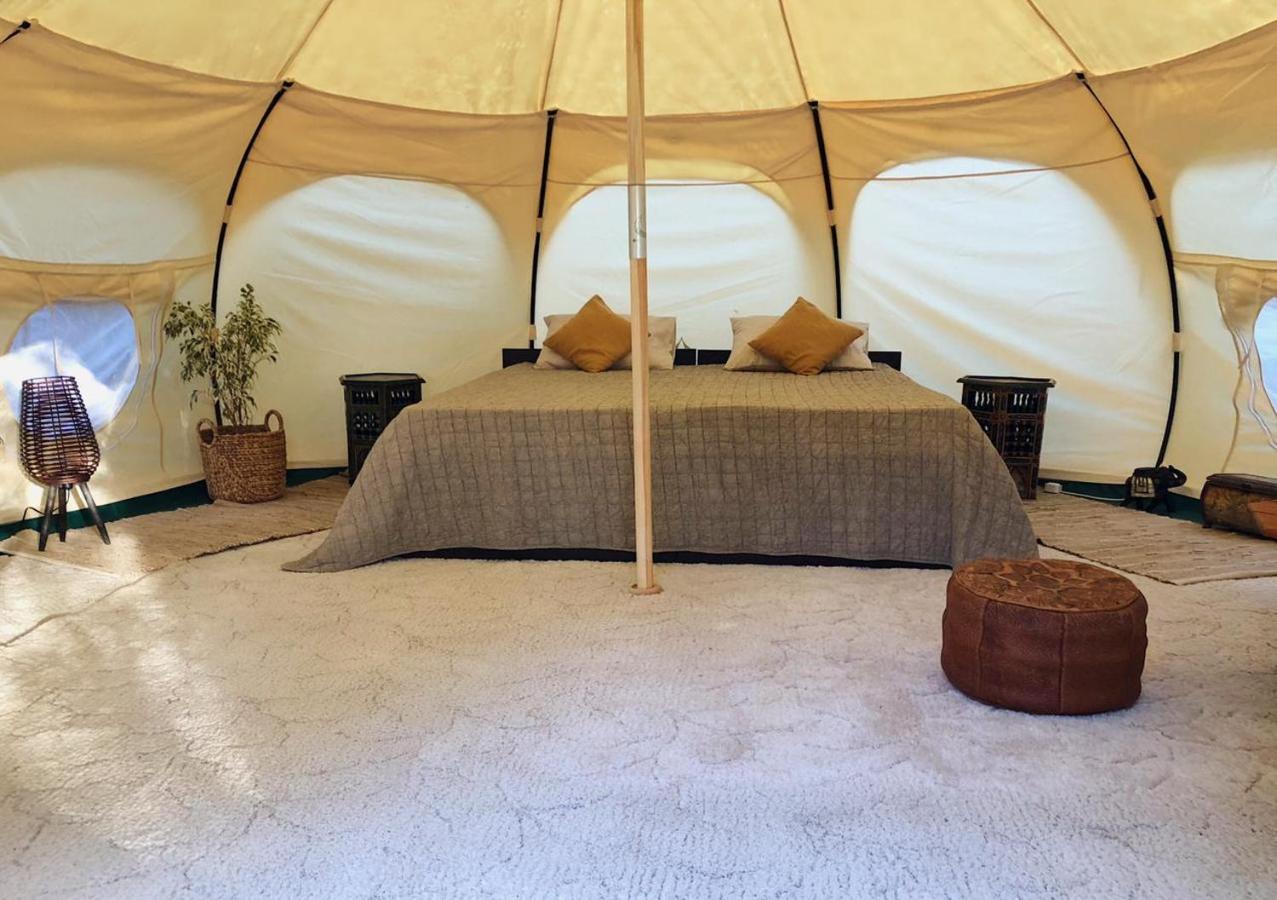 Vinsan Glamping & Wellness Centre Hotel Eleousa Екстериор снимка