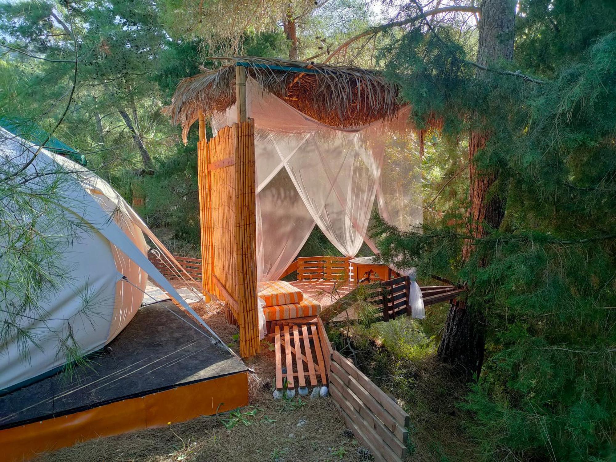 Vinsan Glamping & Wellness Centre Hotel Eleousa Екстериор снимка
